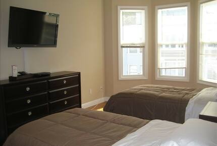 Telegraph Vista Penthouse - San Francisco, California