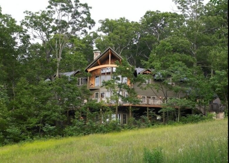 Beautiful Mountain Home - Wintergreen, Virginia