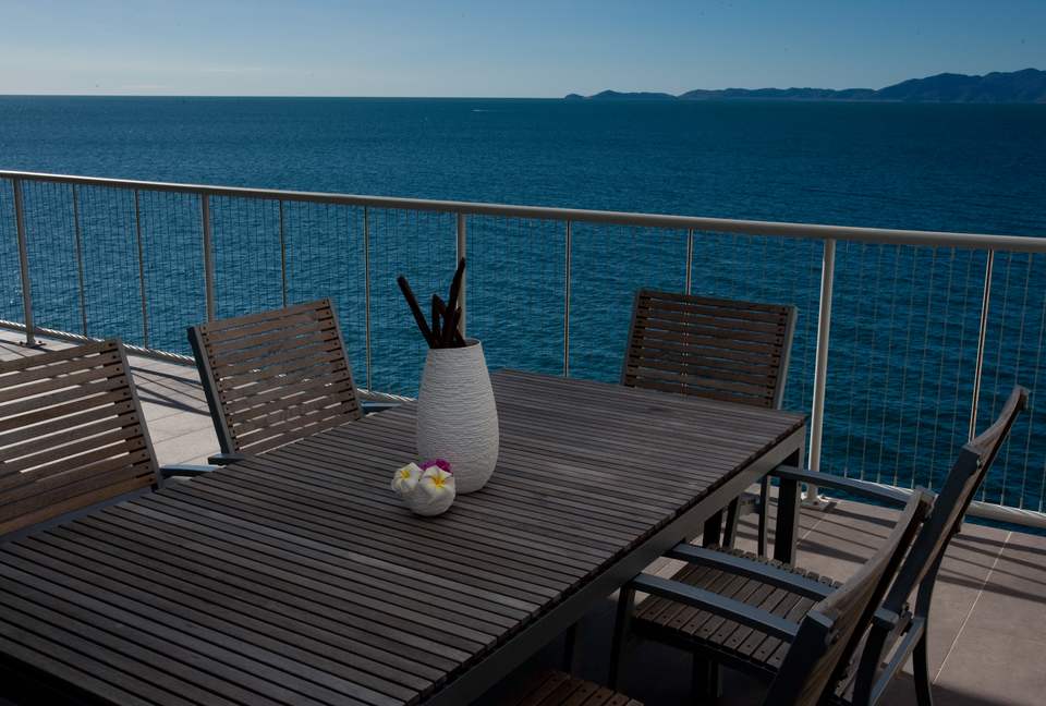 Great Barrier Reef Penthouse - Townsville, Australia