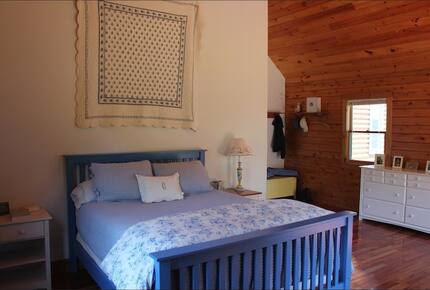 Private Island Wonderland - South Hero, Vermont