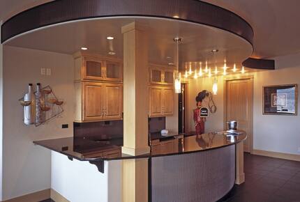 Abbotsbury Lodge - Loveland, Colorado