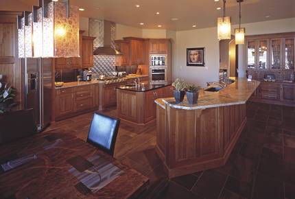 Abbotsbury Lodge - Loveland, Colorado