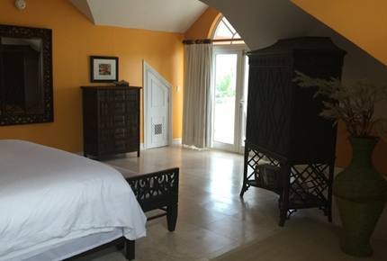 Paradise House Villa - Georgetown, Bahamas