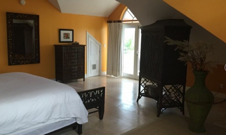 Paradise House Villa - Georgetown, Bahamas