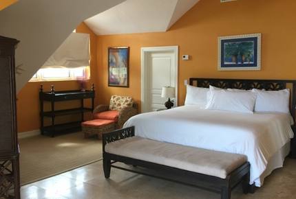 Paradise House Villa - Georgetown, Bahamas