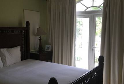 Paradise House Villa - Georgetown, Bahamas