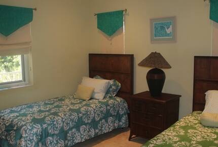 Paradise House Villa - Georgetown, Bahamas