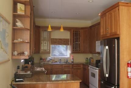 Paradise House Villa - Georgetown, Bahamas