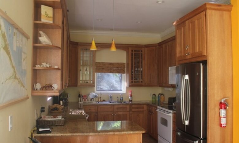 Paradise House Villa - Georgetown, Bahamas