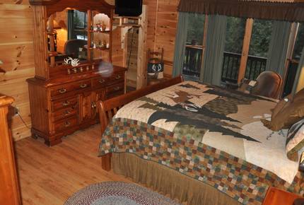 Mountain Lodge With Full Games Room! - Morganton, Georgia