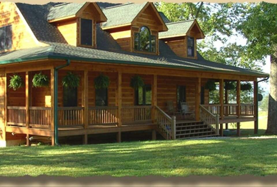 Mountain Lodge With Full Games Room! - Morganton, Georgia