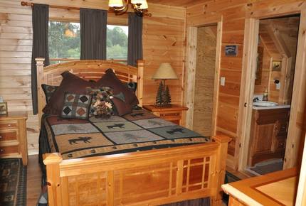 Mountain Lodge With Full Games Room! - Morganton, Georgia