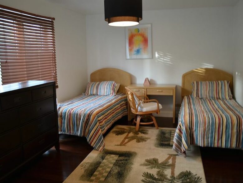 Miramar Villas - Paradise Island, Bahamas