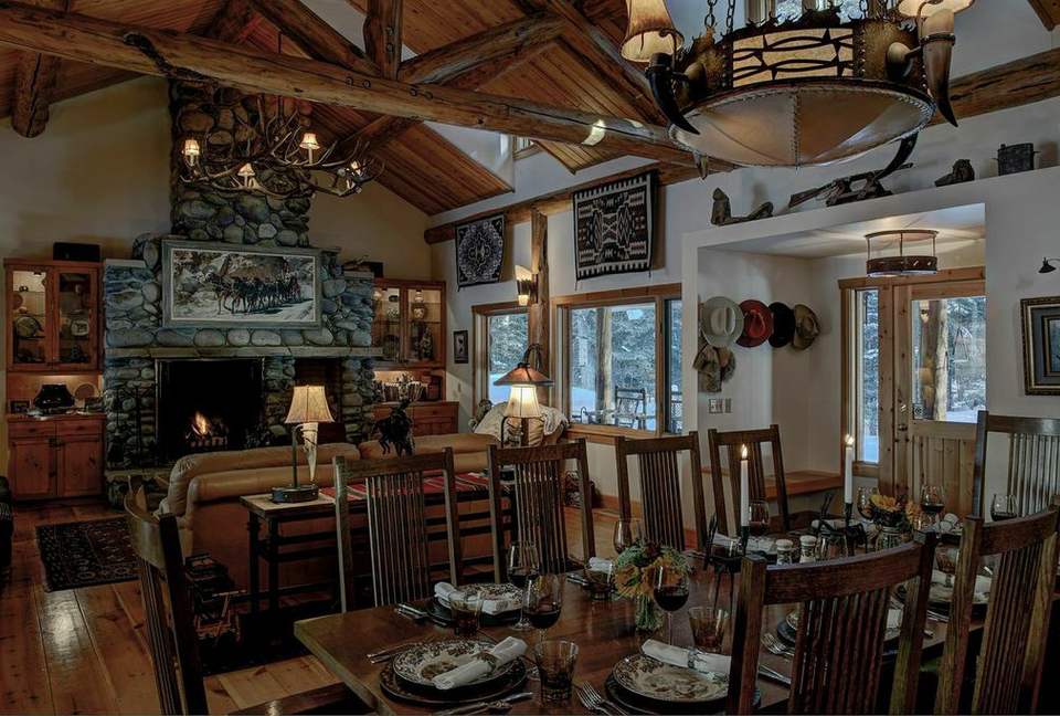 Eagle's Nest Lodge - Jackson, Wyoming