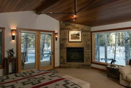 Eagle's Nest Lodge - Jackson, Wyoming