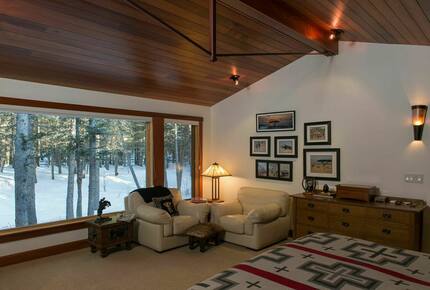 Eagle's Nest Lodge - Jackson, Wyoming