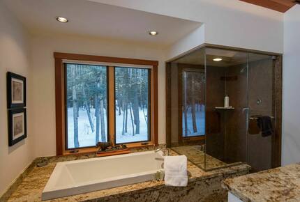 Eagle's Nest Lodge - Jackson, Wyoming