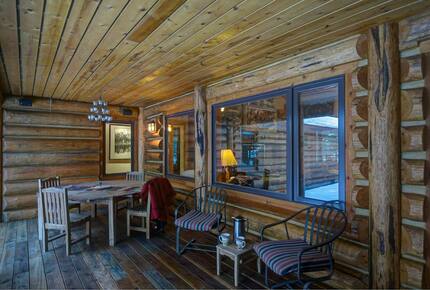 Eagle's Nest Lodge - Jackson, Wyoming