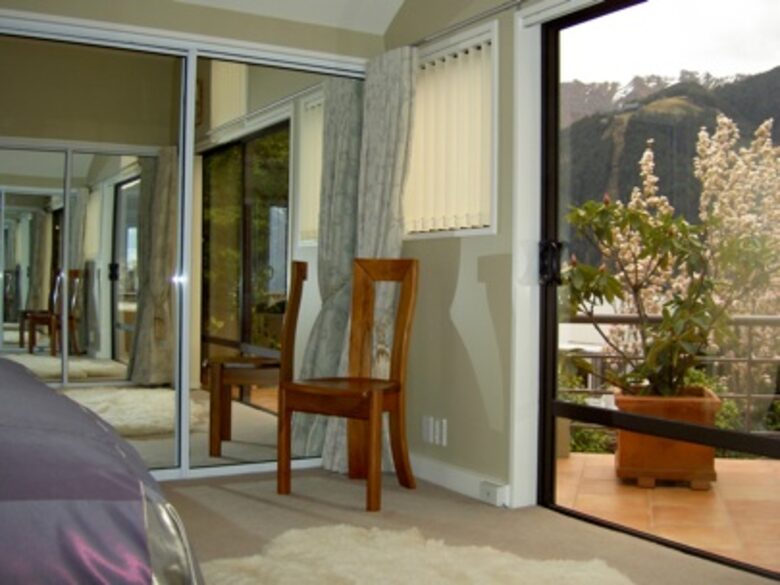 Queenstown Luxury Home - Queenstown, New Zealand