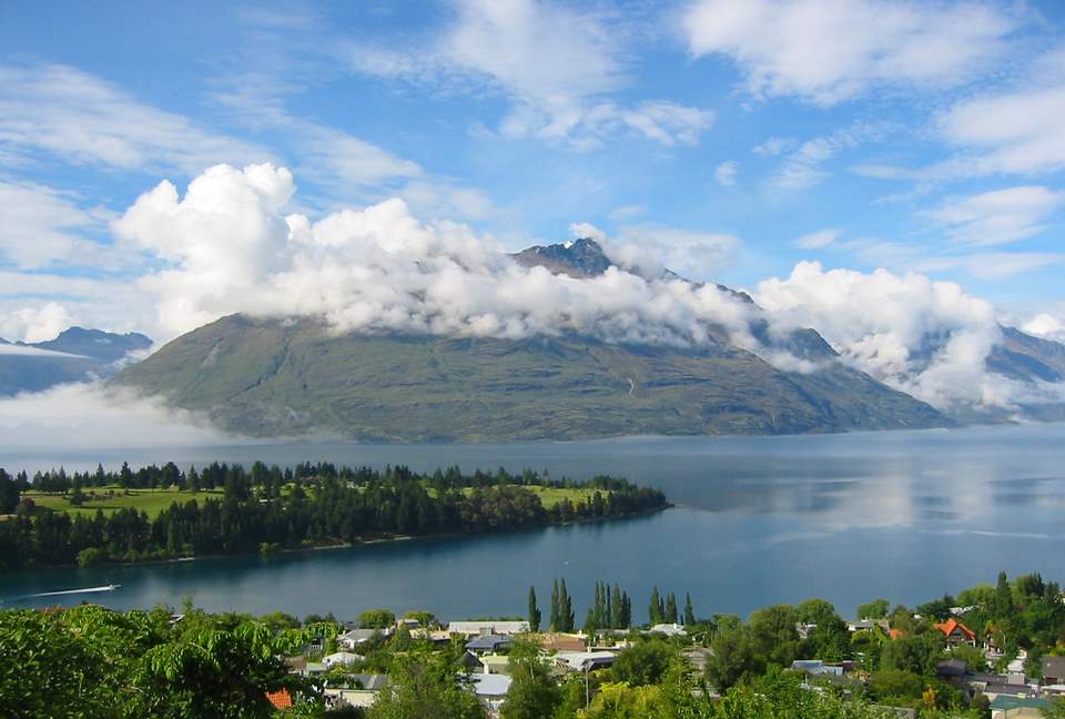 Queenstown Luxury Home - Queenstown, New Zealand