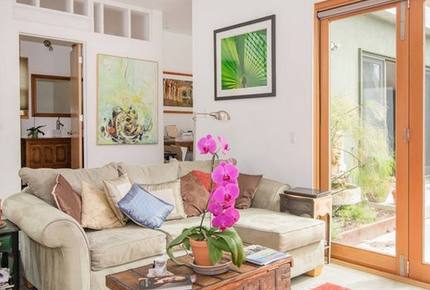 Santa Cruz Modern Oasis - Santa Cruz, California