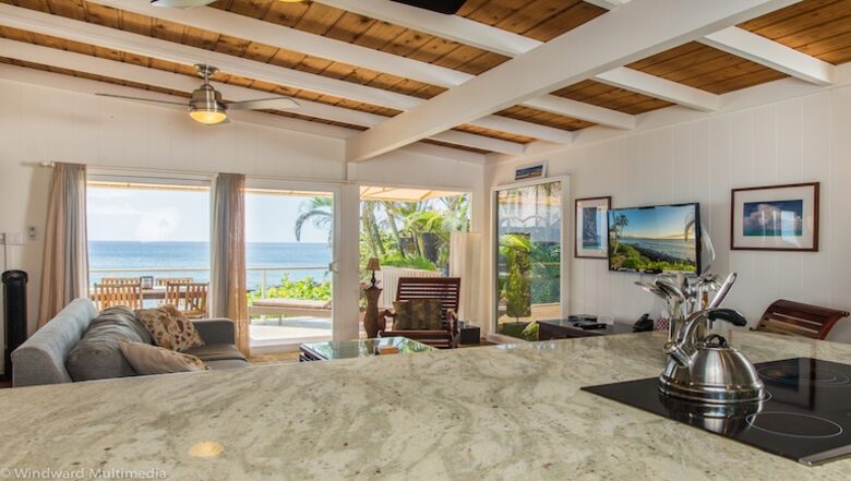 Waimea Bay Oceanfront - Haleiwa, Oahu, Hawaii