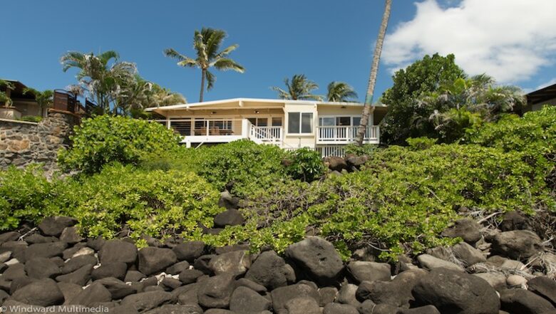 Waimea Bay Oceanfront - Haleiwa, Oahu, Hawaii