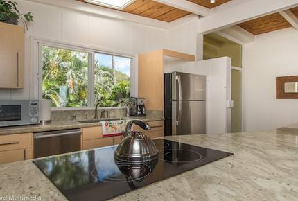 Waimea Bay Oceanfront - Haleiwa, Oahu, Hawaii