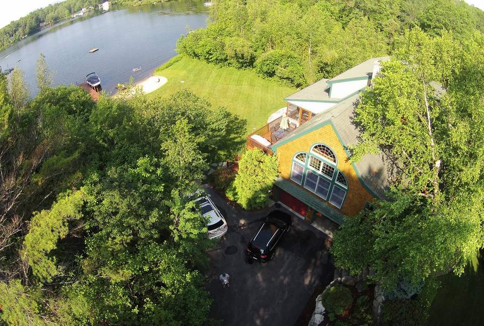 Lake Winnipesaukee Lakehouse - Tuftonboro, New Hampshire