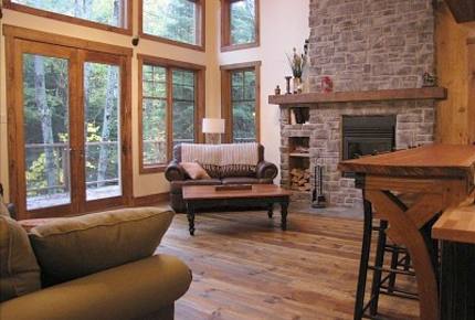 Mont Tremblant Lakefront Cottage - Mont Tremblant, Canada