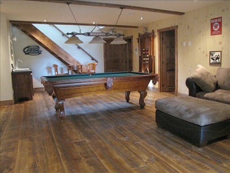 Mont Tremblant Lakefront Cottage - Mont Tremblant, Canada