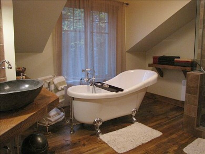 Mont Tremblant Lakefront Cottage - Mont Tremblant, Canada