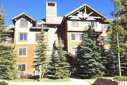 In-Town Ski-In Ski-Out Mountain Condo - Breckenridge, Colorado