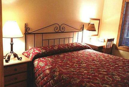 In-Town Ski-In Ski-Out Mountain Condo - Breckenridge, Colorado