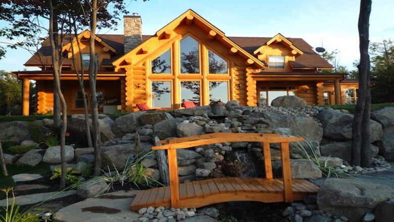 Quebec Luxury Log Home - Mille Isles, Canada