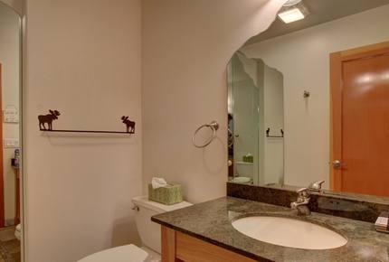 Blue Lantern Lodge - Big Lake, Alaska