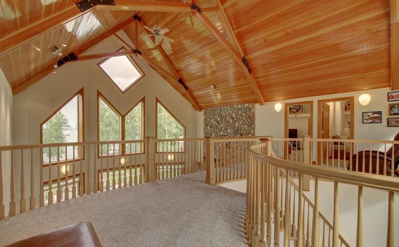 Blue Lantern Lodge - Big Lake, Alaska