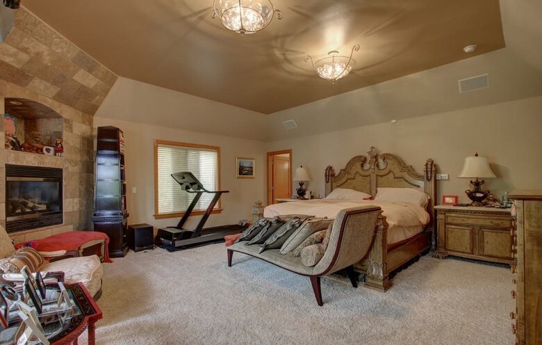 Blue Lantern Lodge - Big Lake, Alaska