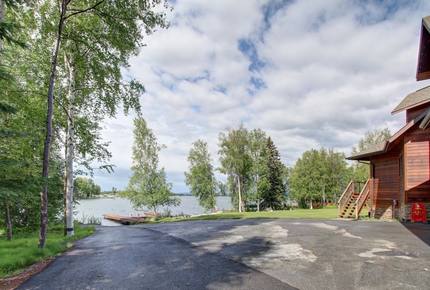 Blue Lantern Lodge - Big Lake, Alaska
