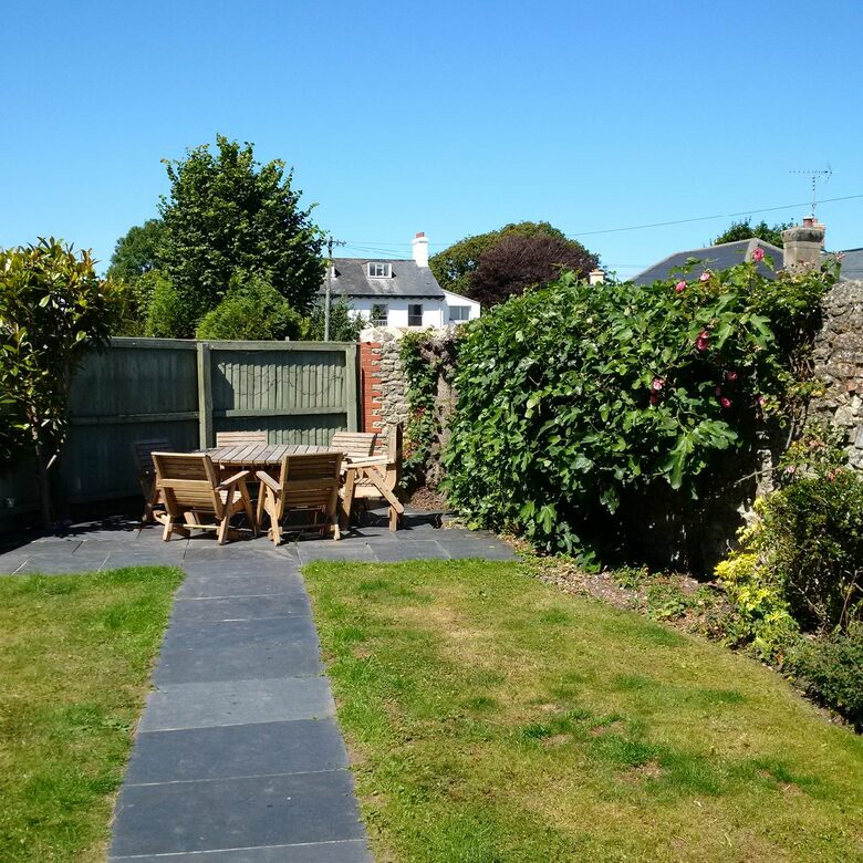 Charmouth Lodge - Charmouth, United Kingdom