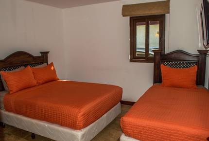 Pristine Bay 3 Bedroom Residence 1103 - Roatan, Honduras