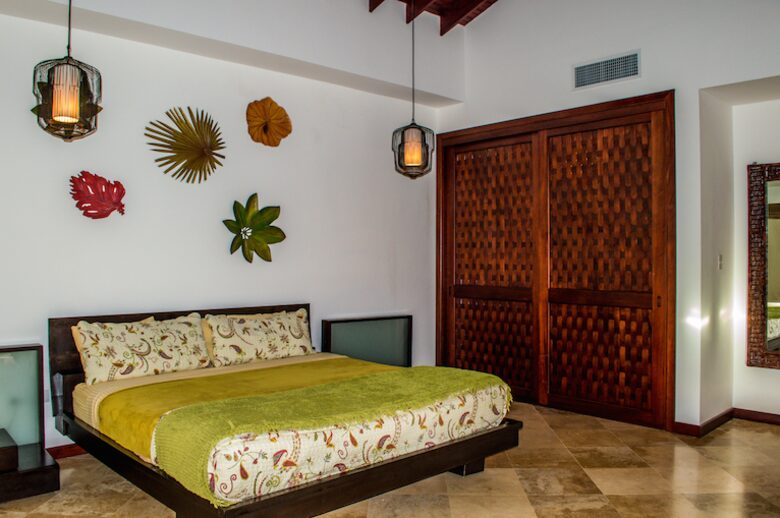 Pristine Bay 3 Bedroom Residence 1103 - Roatan, Honduras