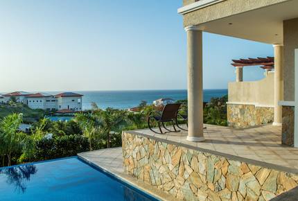 Pristine Bay 3 Bedroom Residence 1103 - Roatan, Honduras
